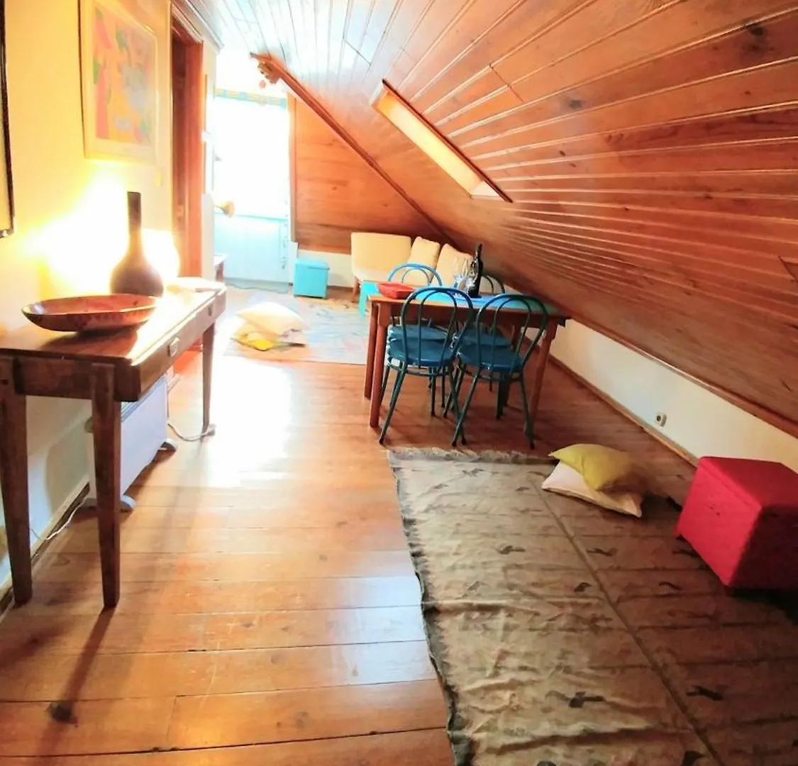 Apartamento Mansarda No Coracao Do Bairro Alto Lisboa